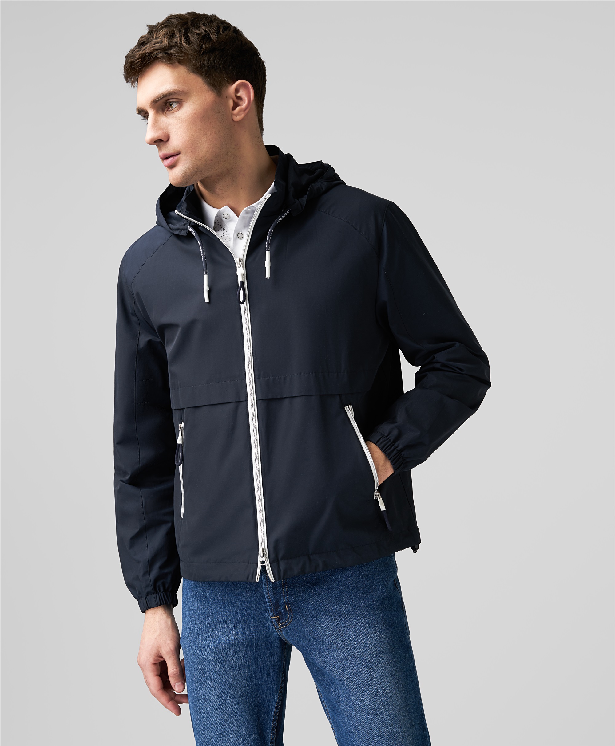 Легкая куртка ветровка с контрастными молниями в тёмно-синем цвете JK-0329 DNAVY- купить в HENDERSON.RU, цена 7 995 ₽